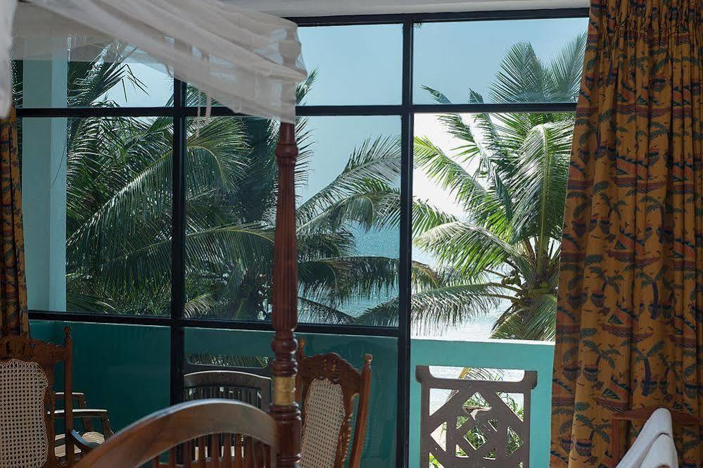 Southern Star Hotel Бентота Екстериор снимка